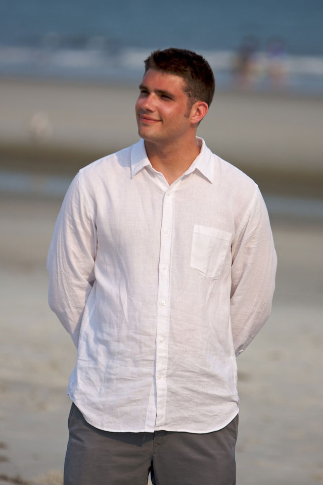BRYANELKUS_215089