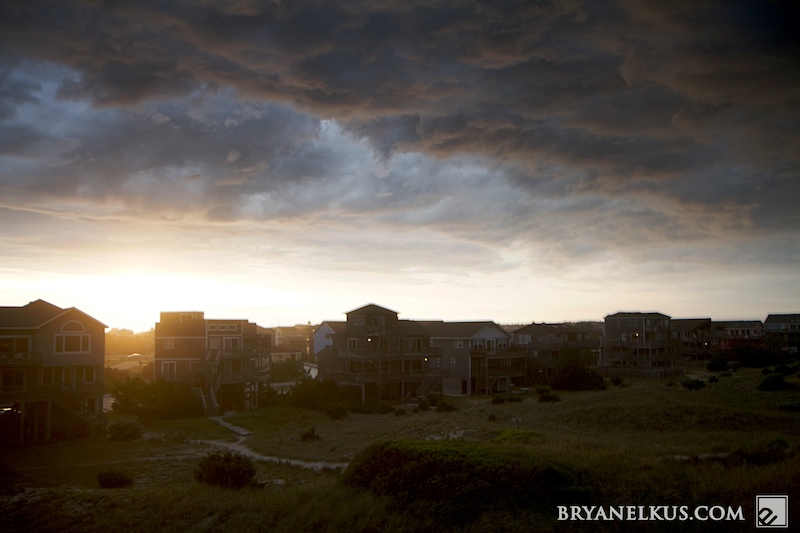 BRYANELKUS_235601b