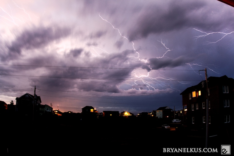 BRYANELKUS_235906b