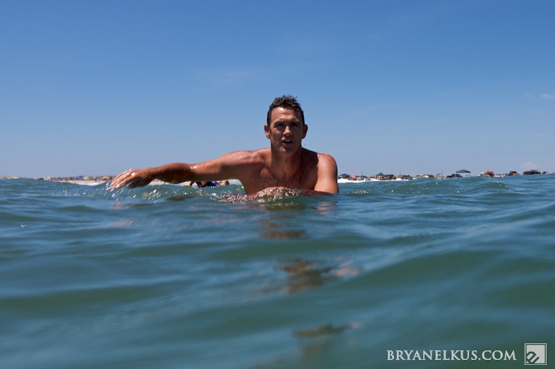 BRYANELKUS_238004