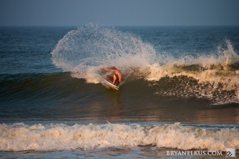 BRYANELKUS_260181