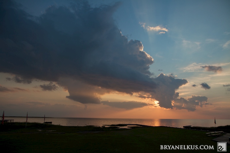 BRYANELKUS_261312