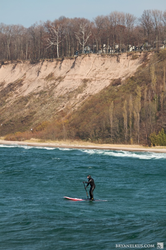 BRYANELKUS_269091