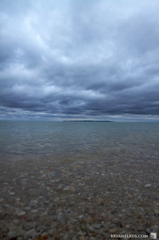 BRYANELKUS_270275