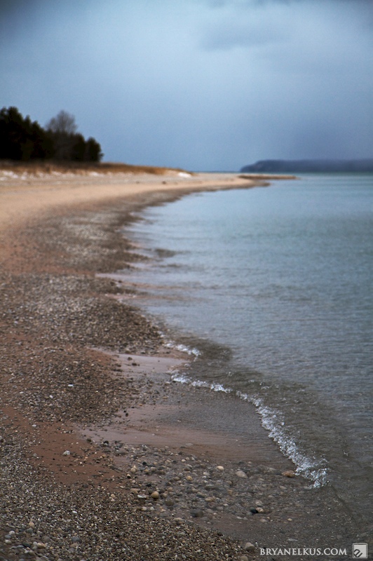 BRYANELKUS_270330