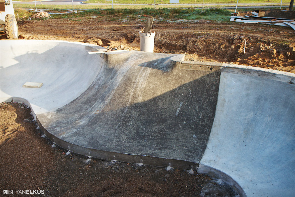 BRYANELKUS_367523