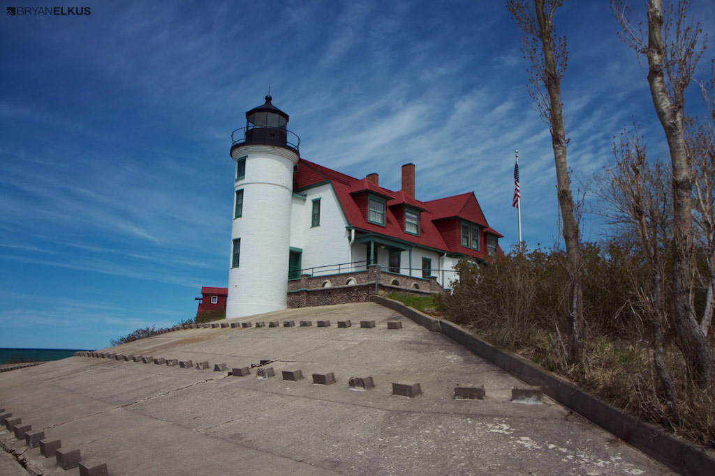 62_BRYANELKUS_427775