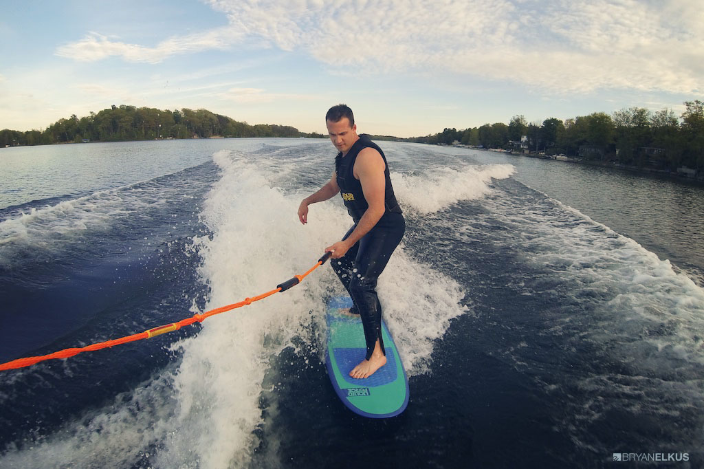 BRYANELKUS_535776