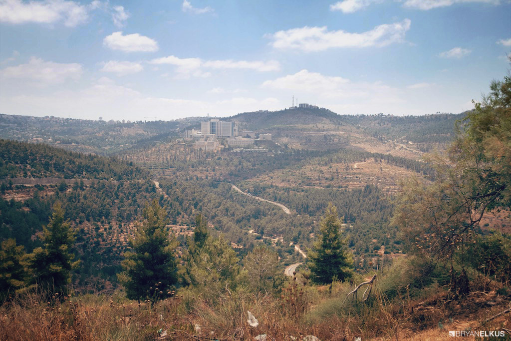 01_BRYANELKUS_538635