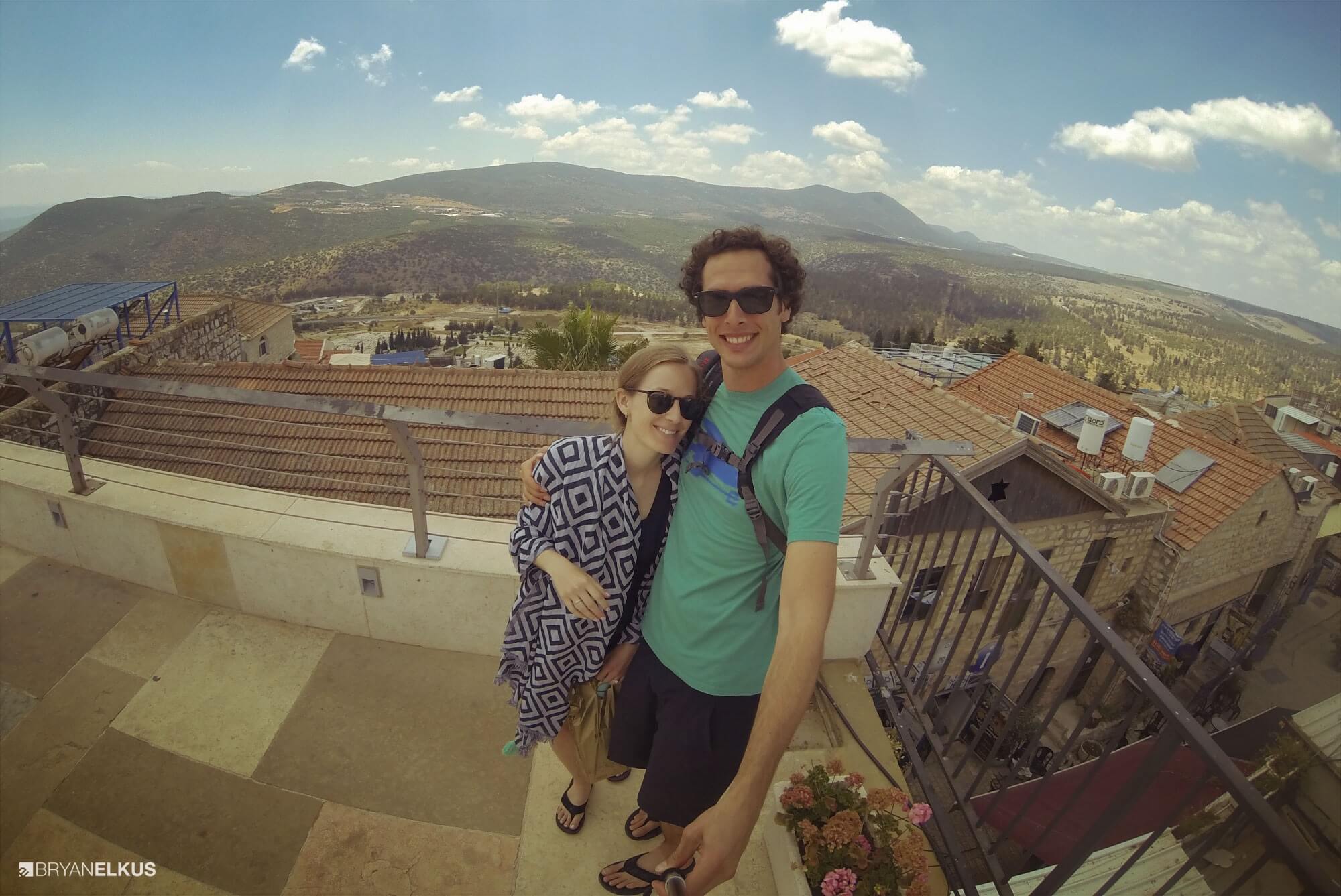 50_BRYANELKUS_542998