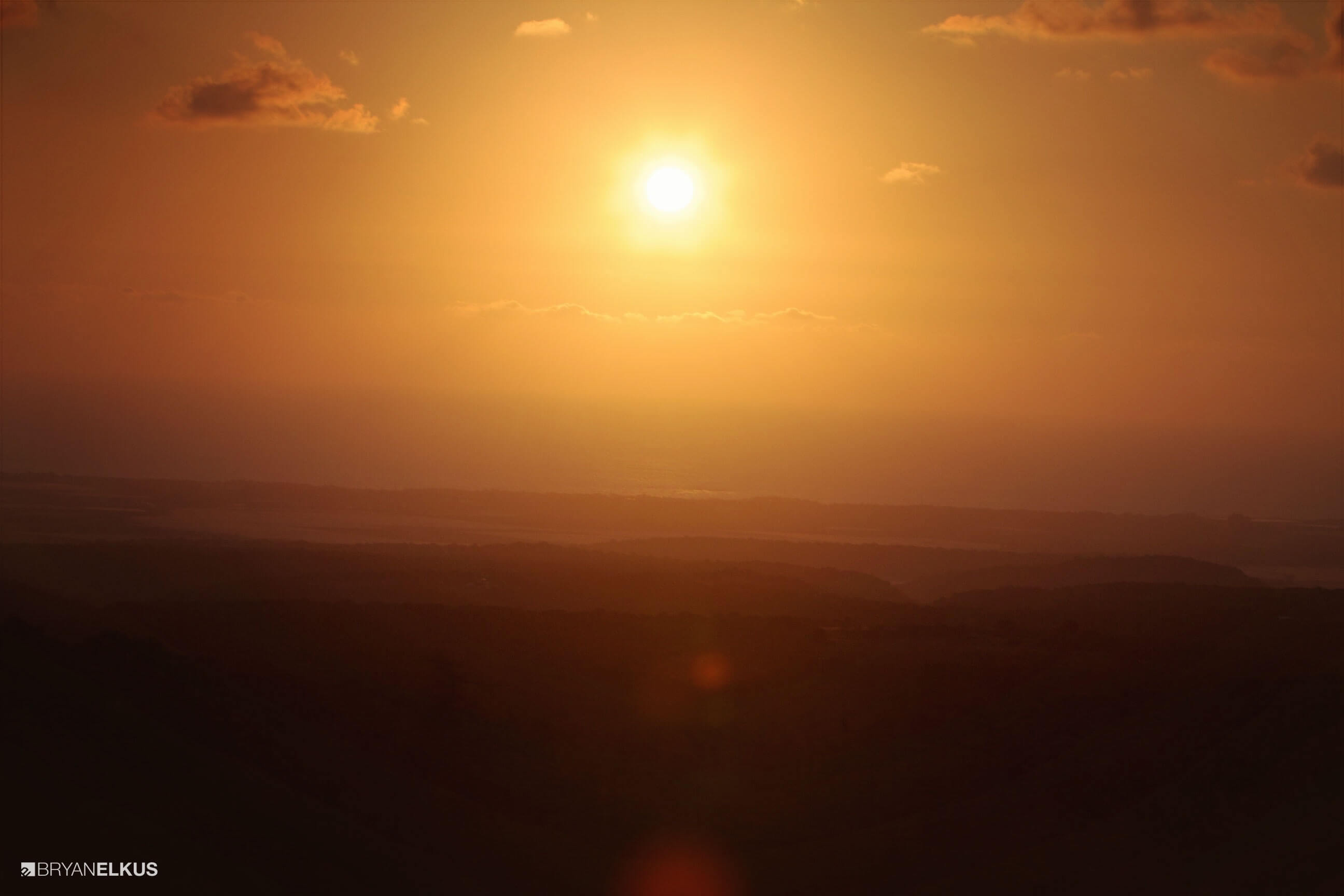 52_BRYANELKUS_542728