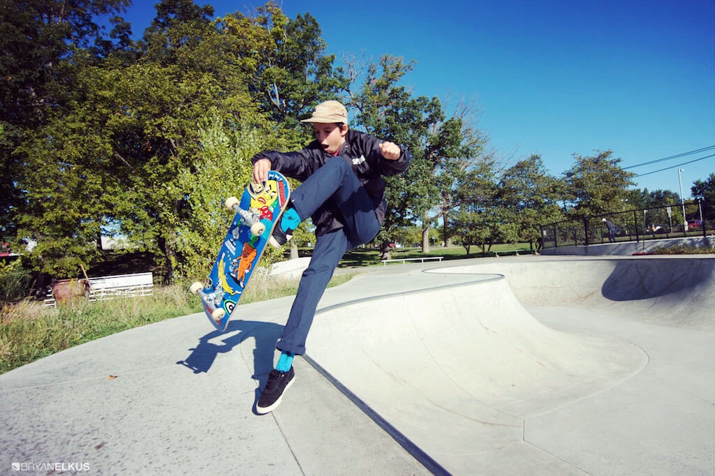 15_BRYANELKUS_582546