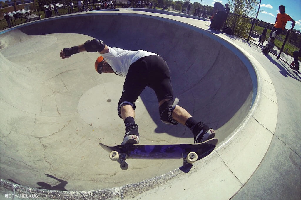 37_BRYANELKUS_584616