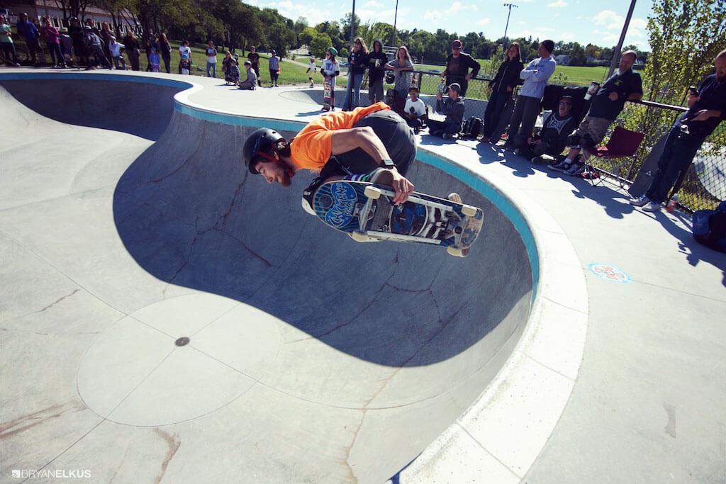 43_BRYANELKUS_582951