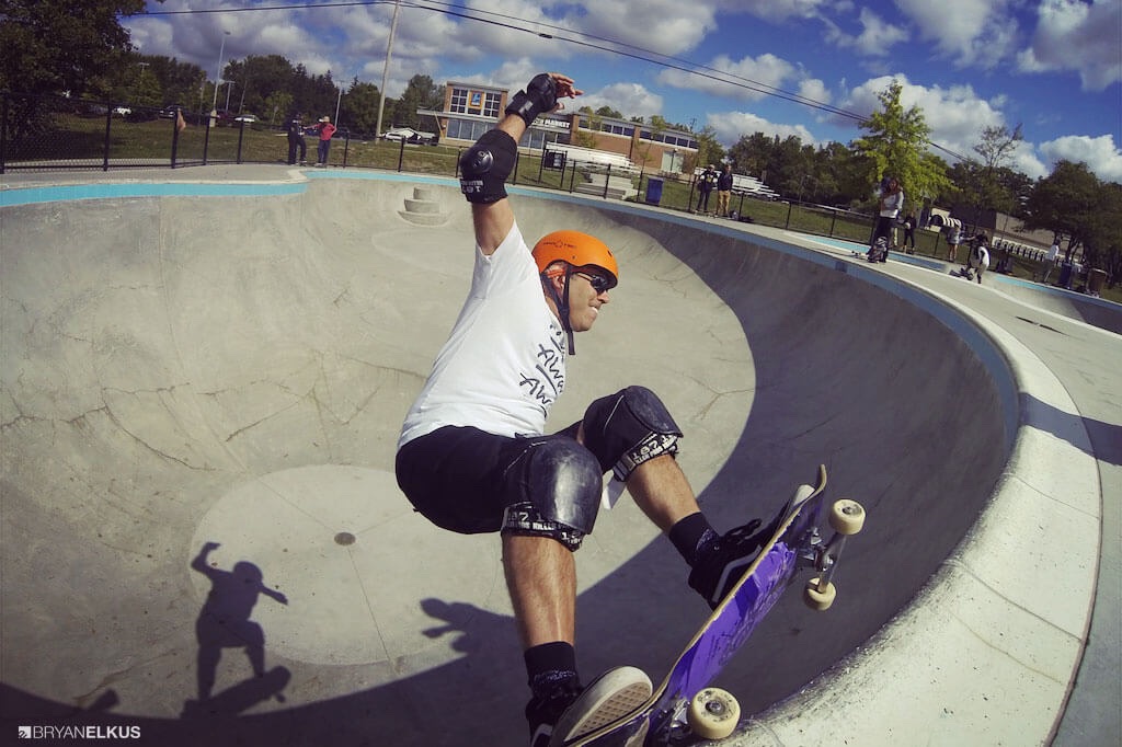 68_BRYANELKUS_585785