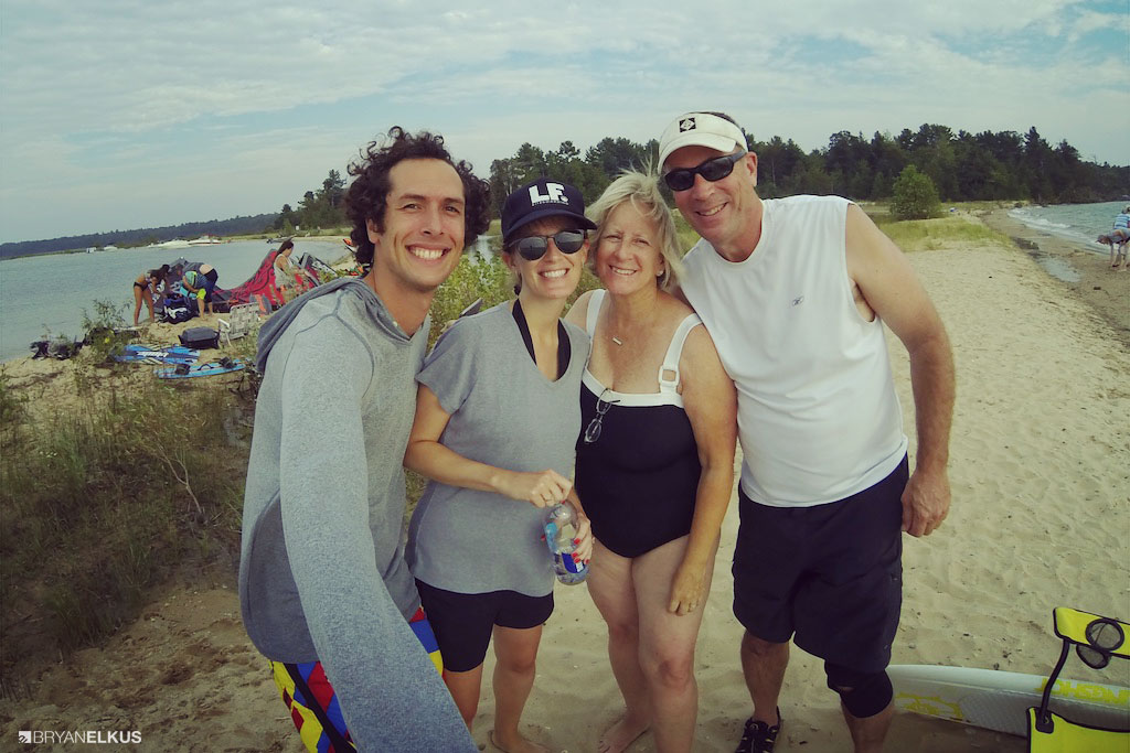 BRYANELKUS_580903