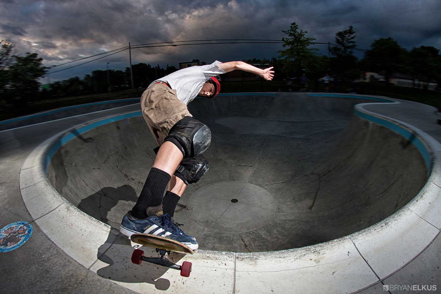 05_BRYANELKUS_614662