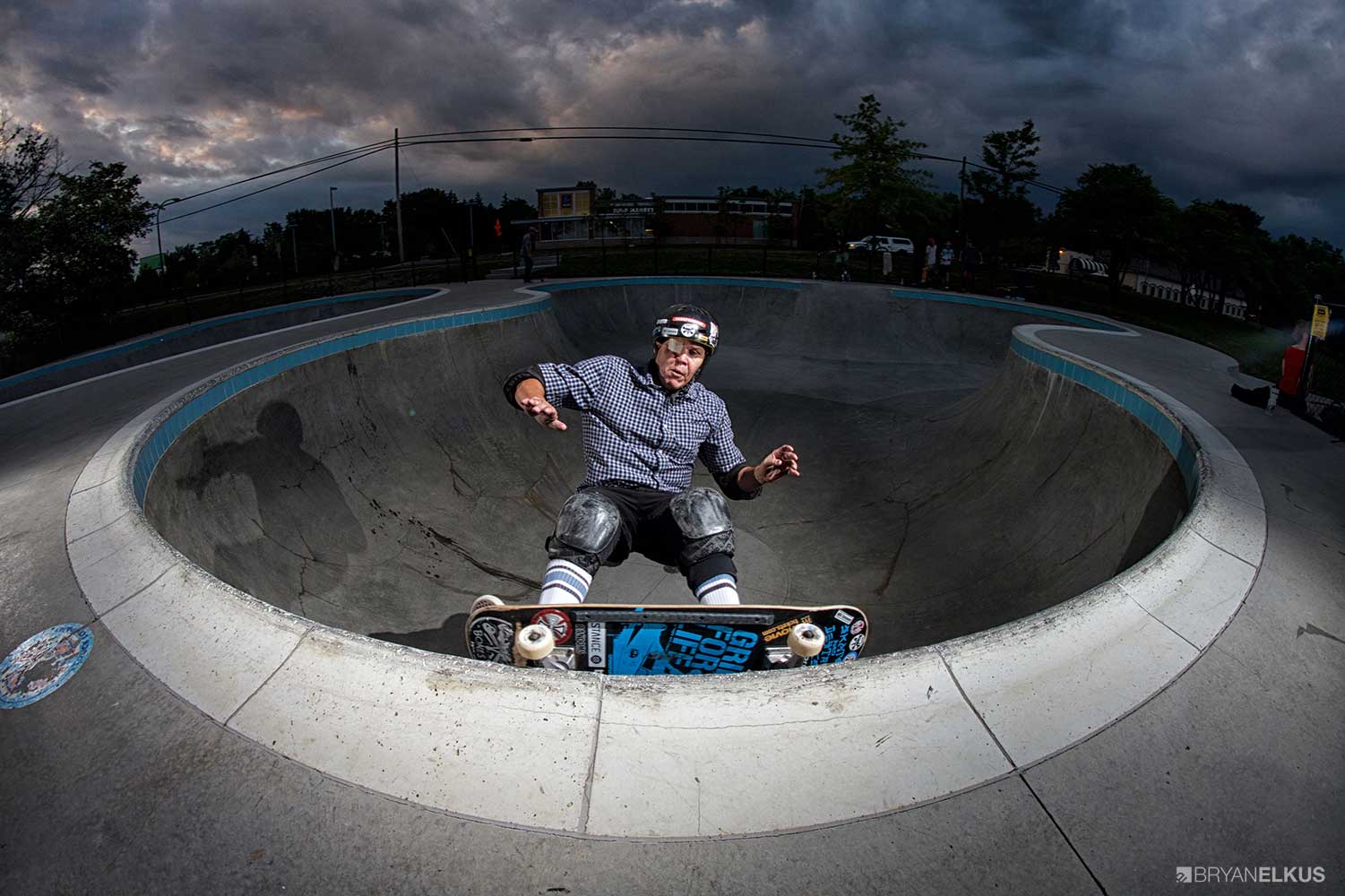 07_BRYANELKUS_614663