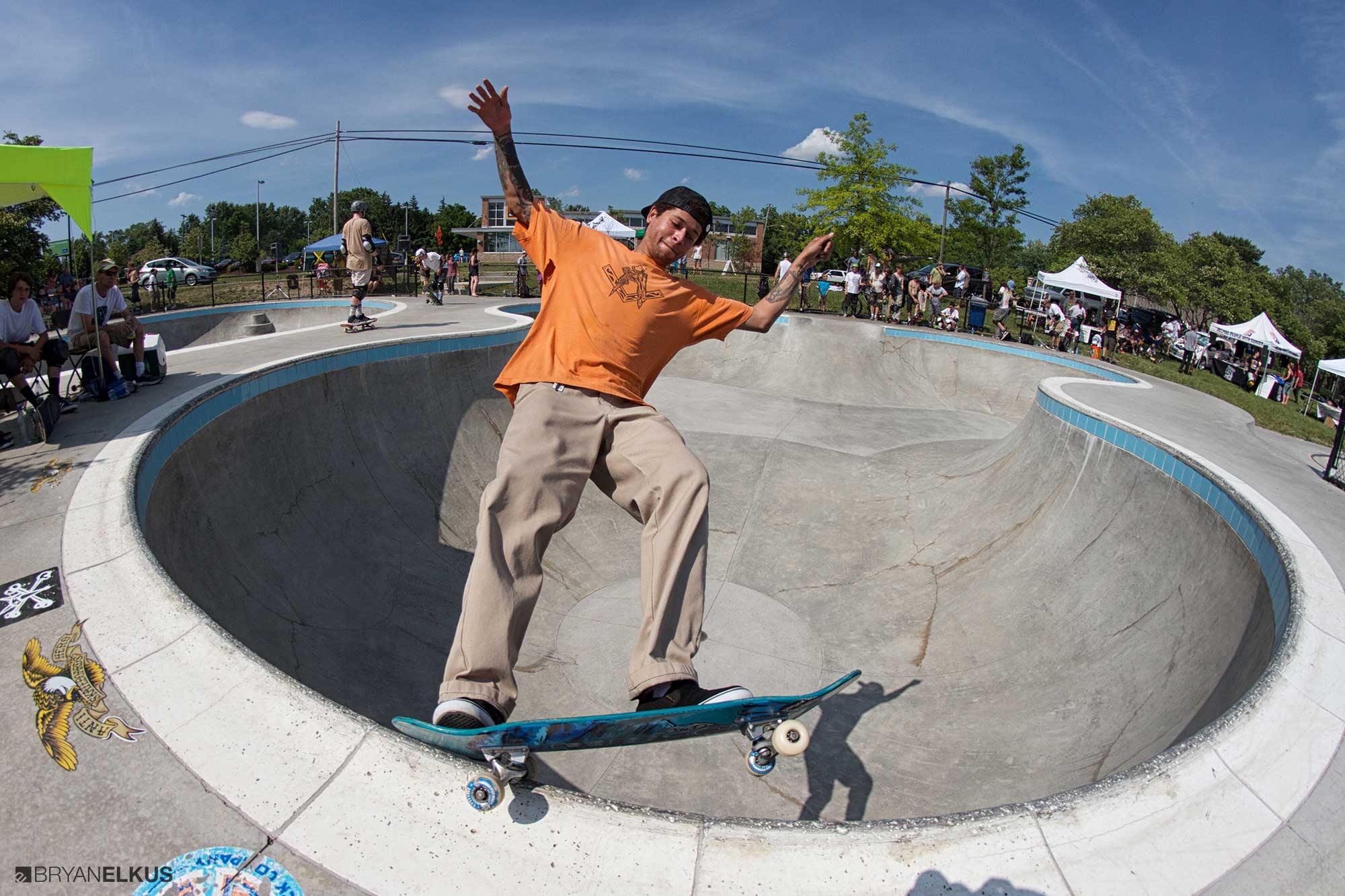07_BRYANELKUS_616439